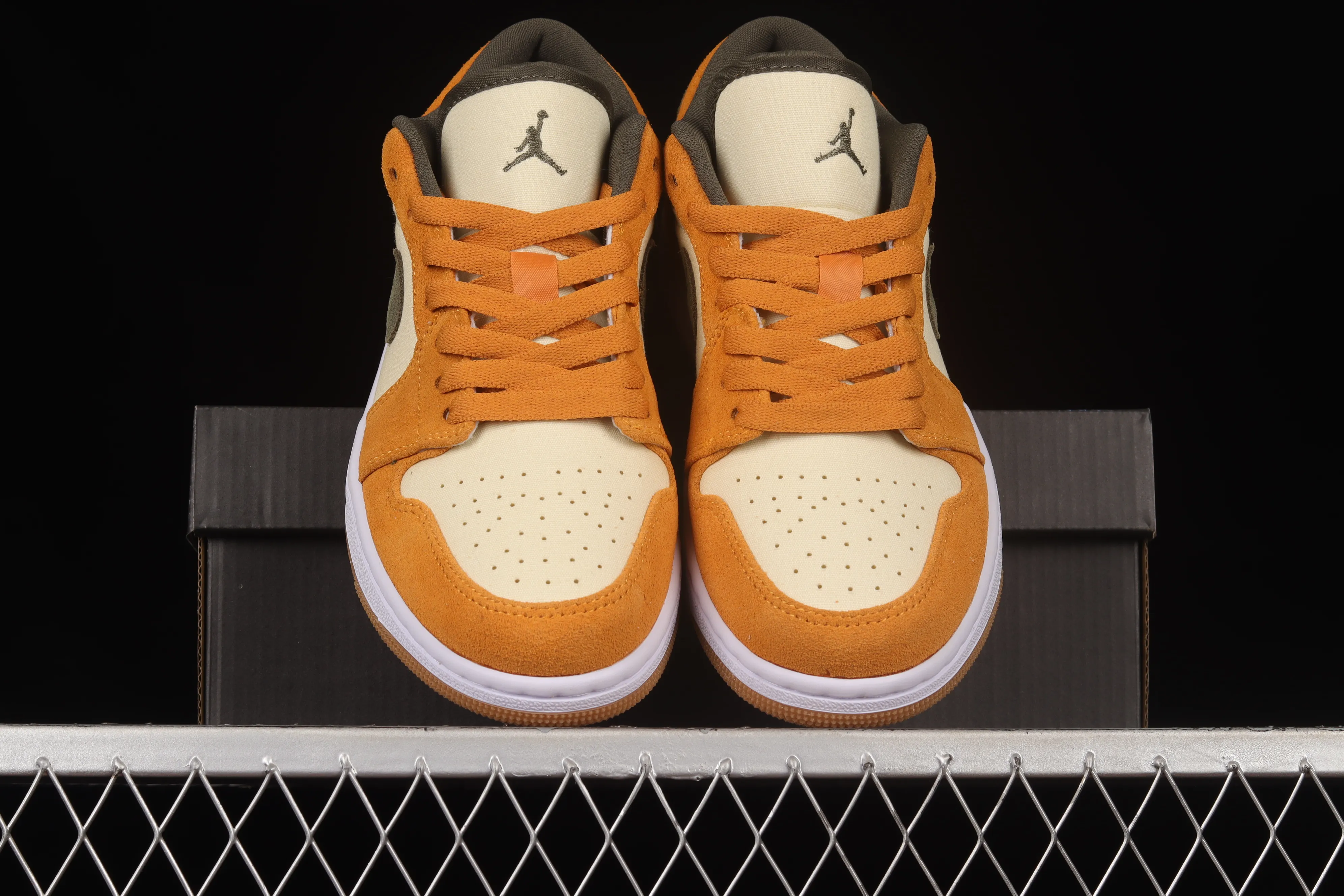 All categories Air Jordan Jordan series basketball shoes Air Jordan 1 Low Z version Air Jordan 1 Low "Ceramic" AJ1 Joe 1 Ugly Duckling low-top basketball shoes DH6931-102